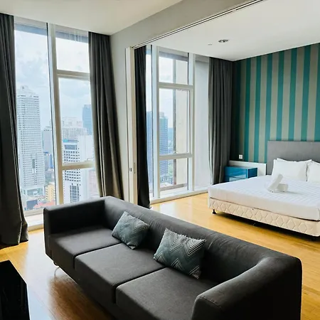 The Platinum Klcc By Loversuites Kuala Lumpur Exterior photo