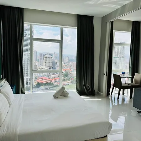 The Platinum Klcc By Loversuites Kuala Lumpur Exterior photo