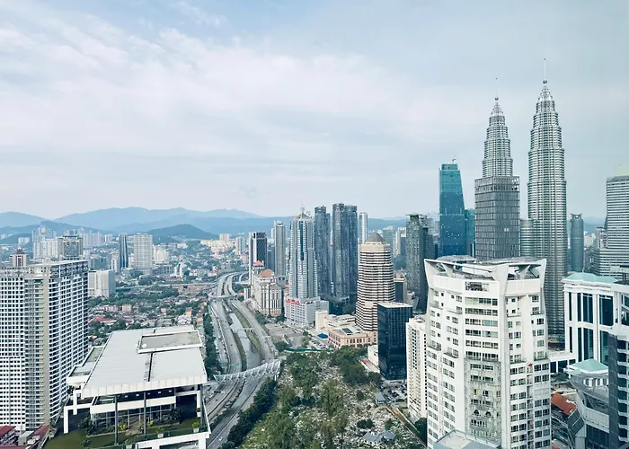 The Platinum Klcc By Loversuites