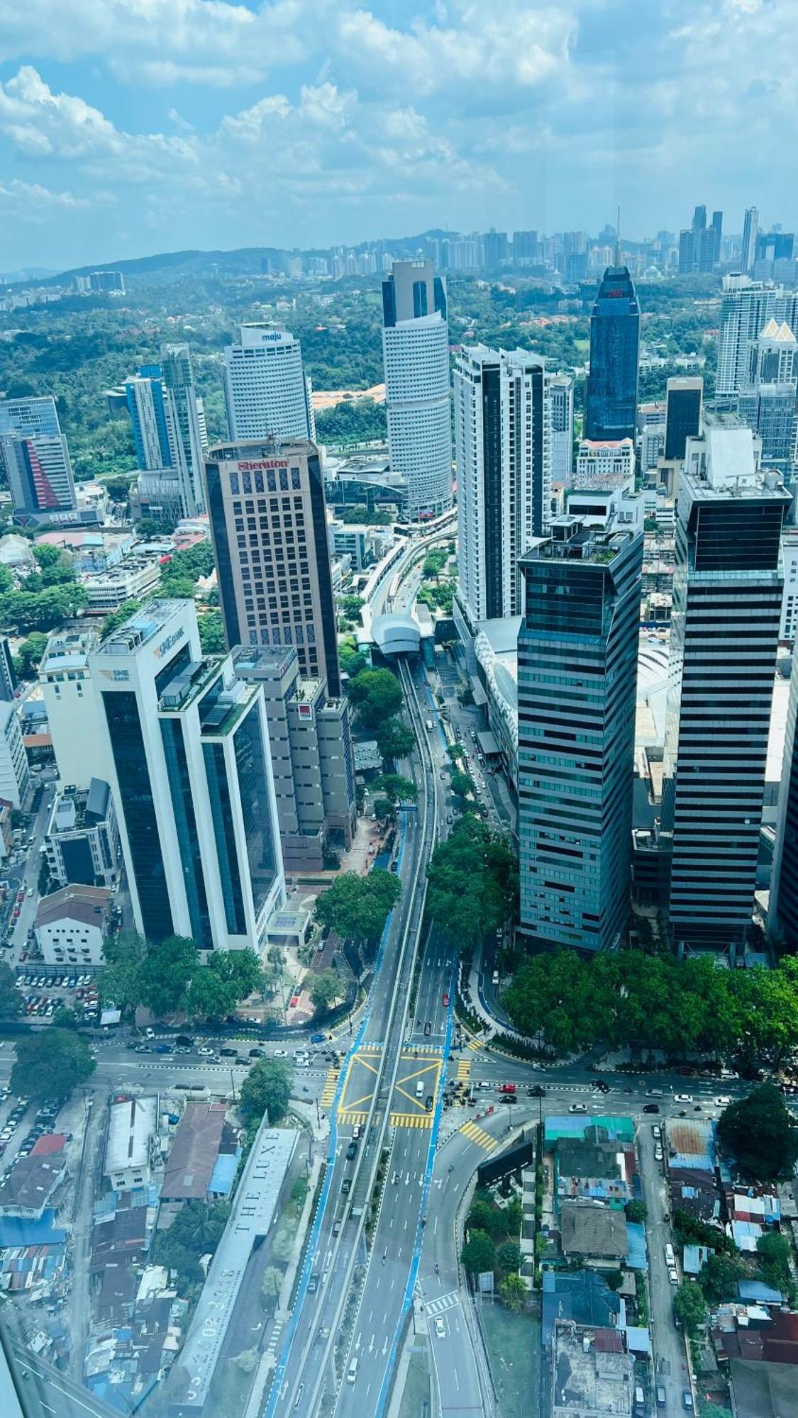 The Platinum Klcc By Loversuites Apartment