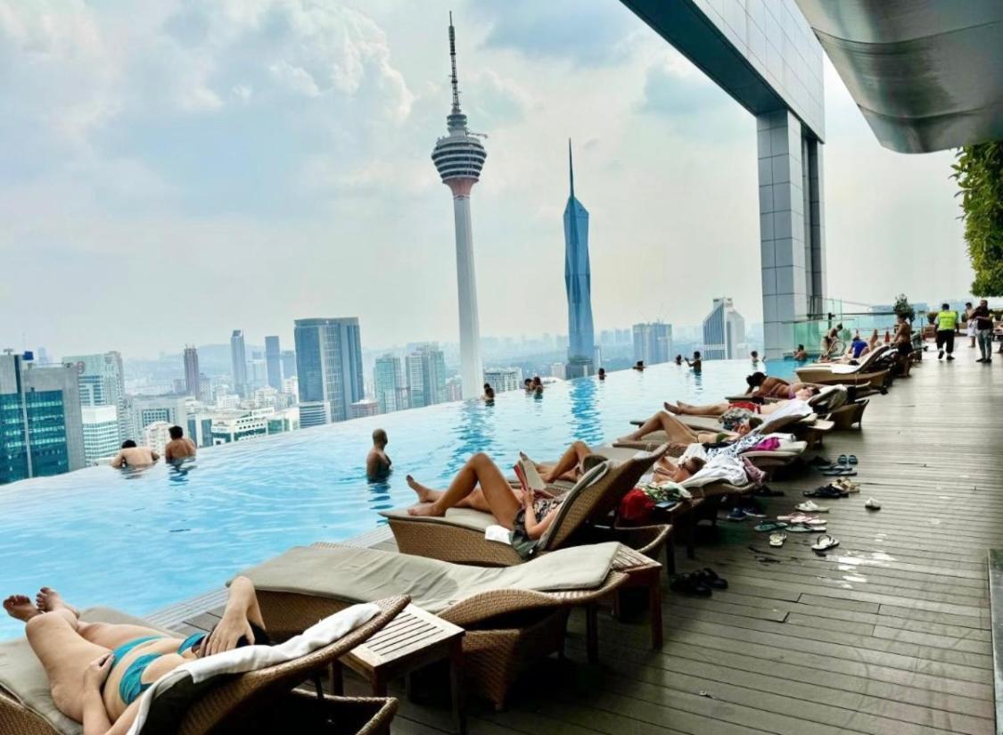 The Platinum Klcc By Loversuites Apartment